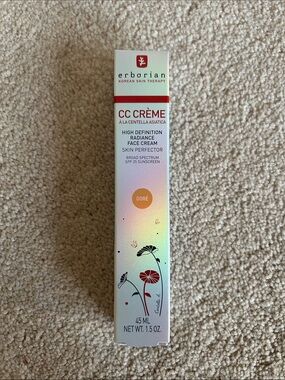 One Brand New Erborian CC Crème in Dore’